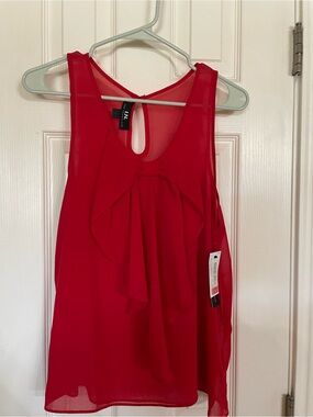 NWT I.N. San Franscisco Red Sleeveless Bow-Front Chiffon Top